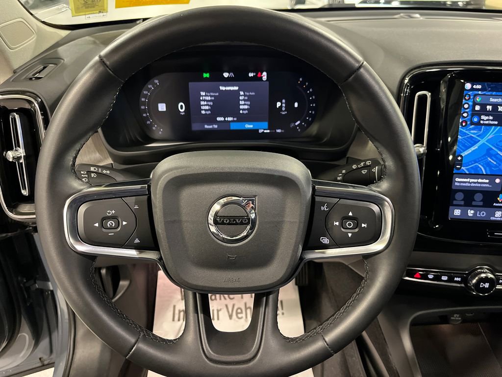 Certified 2023 Volvo XC40 B5 Core w/ Convenience Package AWD/4WD image 11