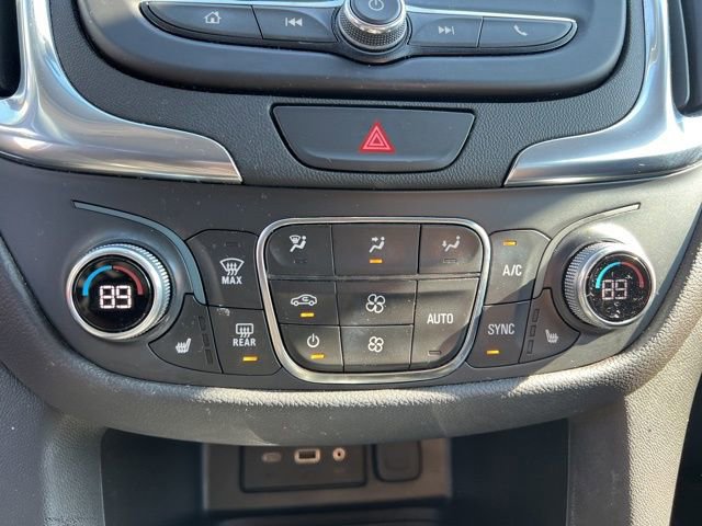 Used 2021 Chevrolet Equinox LT image 21