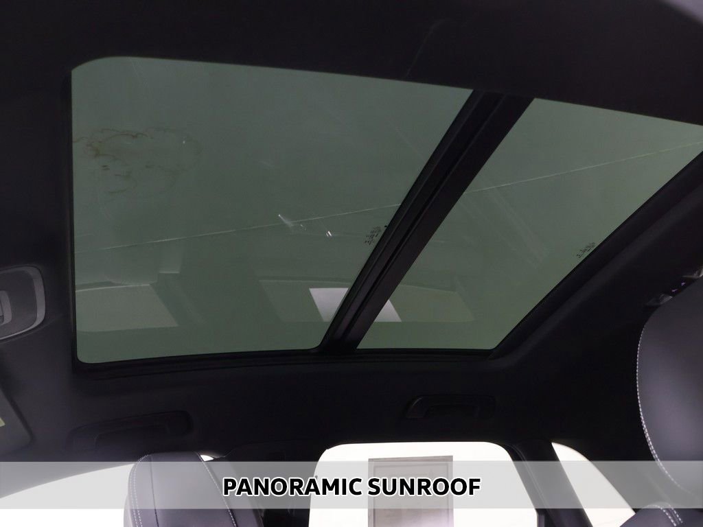 Used 2023 Audi Q3 2.0T Premium image 3