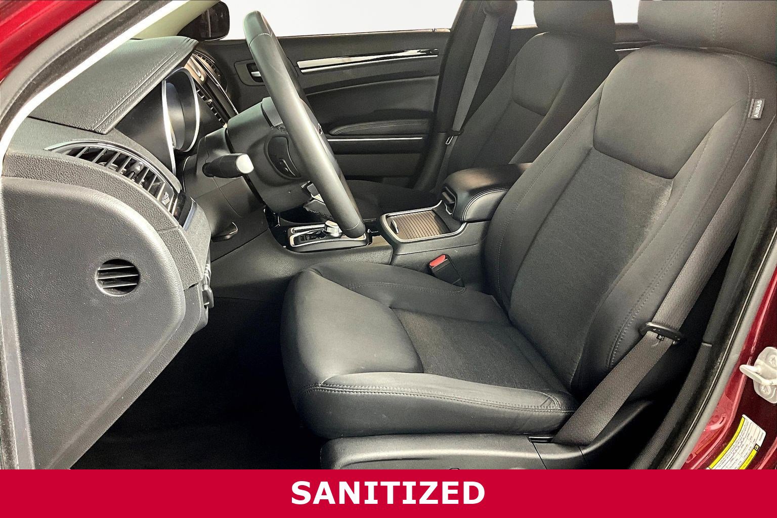 Used 2023 Chrysler 300 Touring w/ Sport Appearance Package image 18