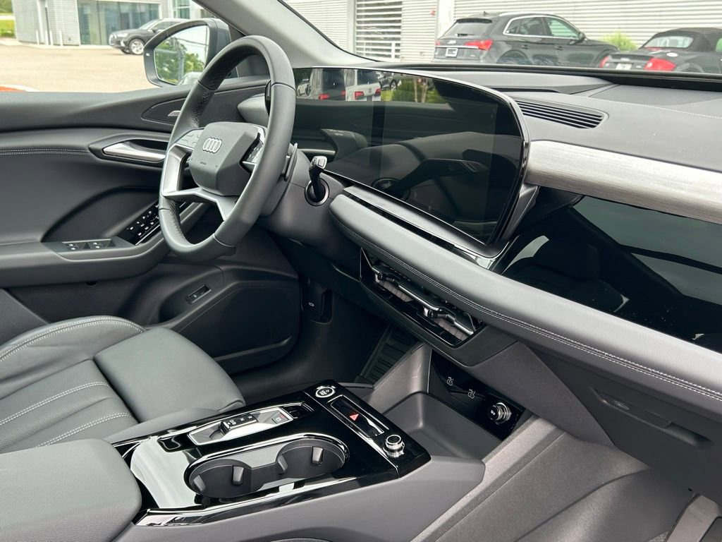 Used 2025 Audi Q6 e-tron Premium Plus w/ Premium Plus image 53