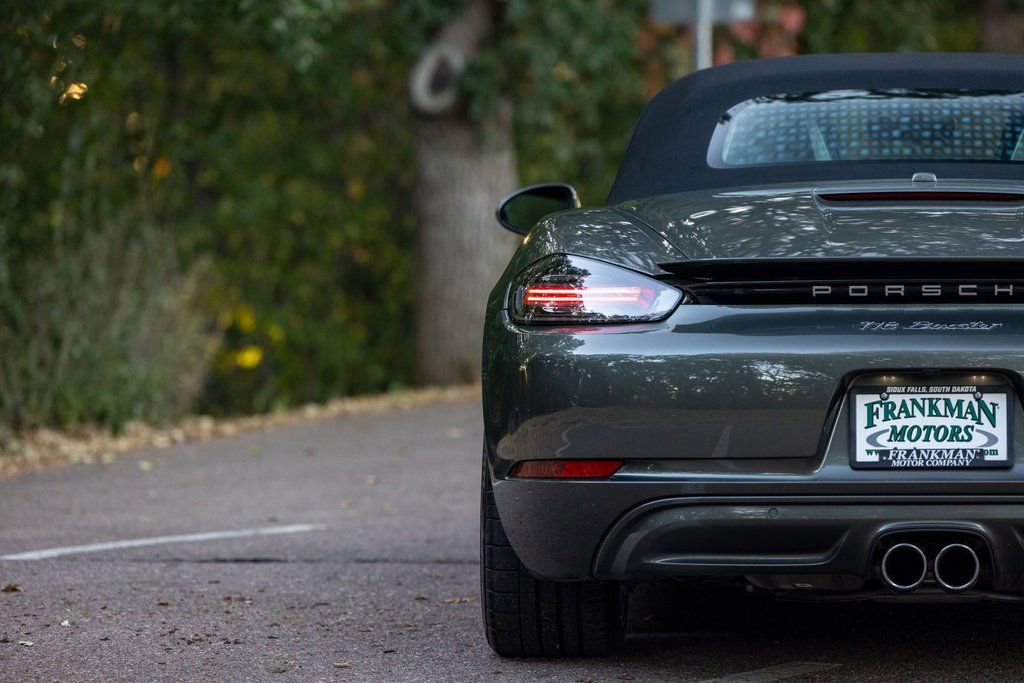 Used 2021 Porsche 718 Boxster Base w/ Premium Package image 32