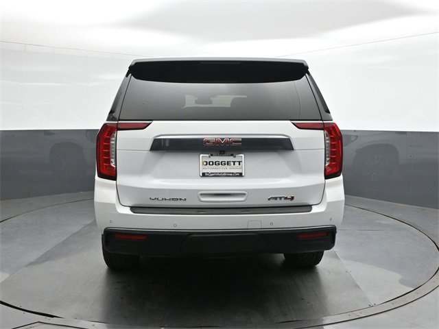 Used 2023 GMC Yukon AT4 w/ AT4 Premium Package image 8