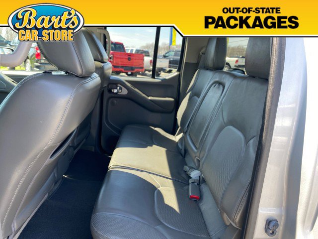 Used 2013 Nissan Frontier SL w/ Moonroof Pkg image 19