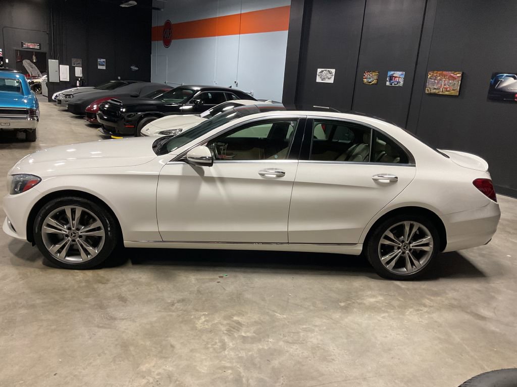 Used 2018 Mercedes-Benz C 300 4MATIC Sedan w/ Multimedia Package image 5