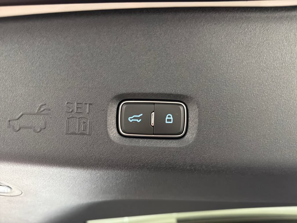 New 2027 Ford Expedition Active RWD image 10