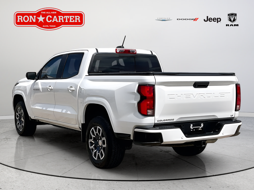 Used 2024 Chevrolet Colorado LT w/ LT Convenience Package III RWD image 4