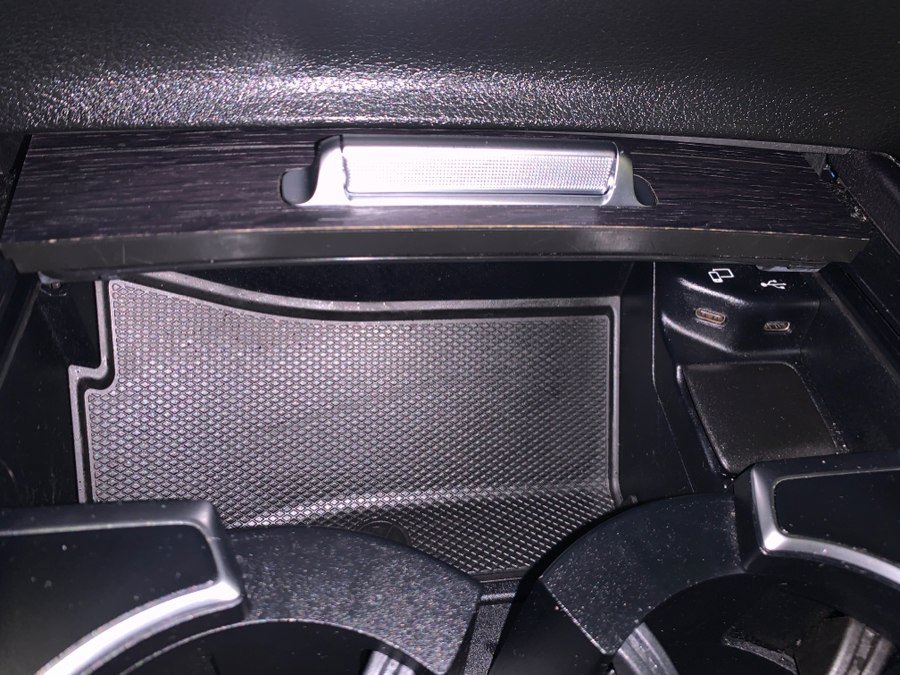 Used 2022 Mercedes-Benz GLE 350 4MATIC w/ Premium Package image 48