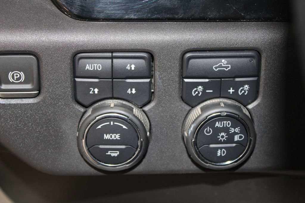 Used 2024 Chevrolet Silverado 1500 LT Trail Boss w/ Protection Package AWD/4WD image 41