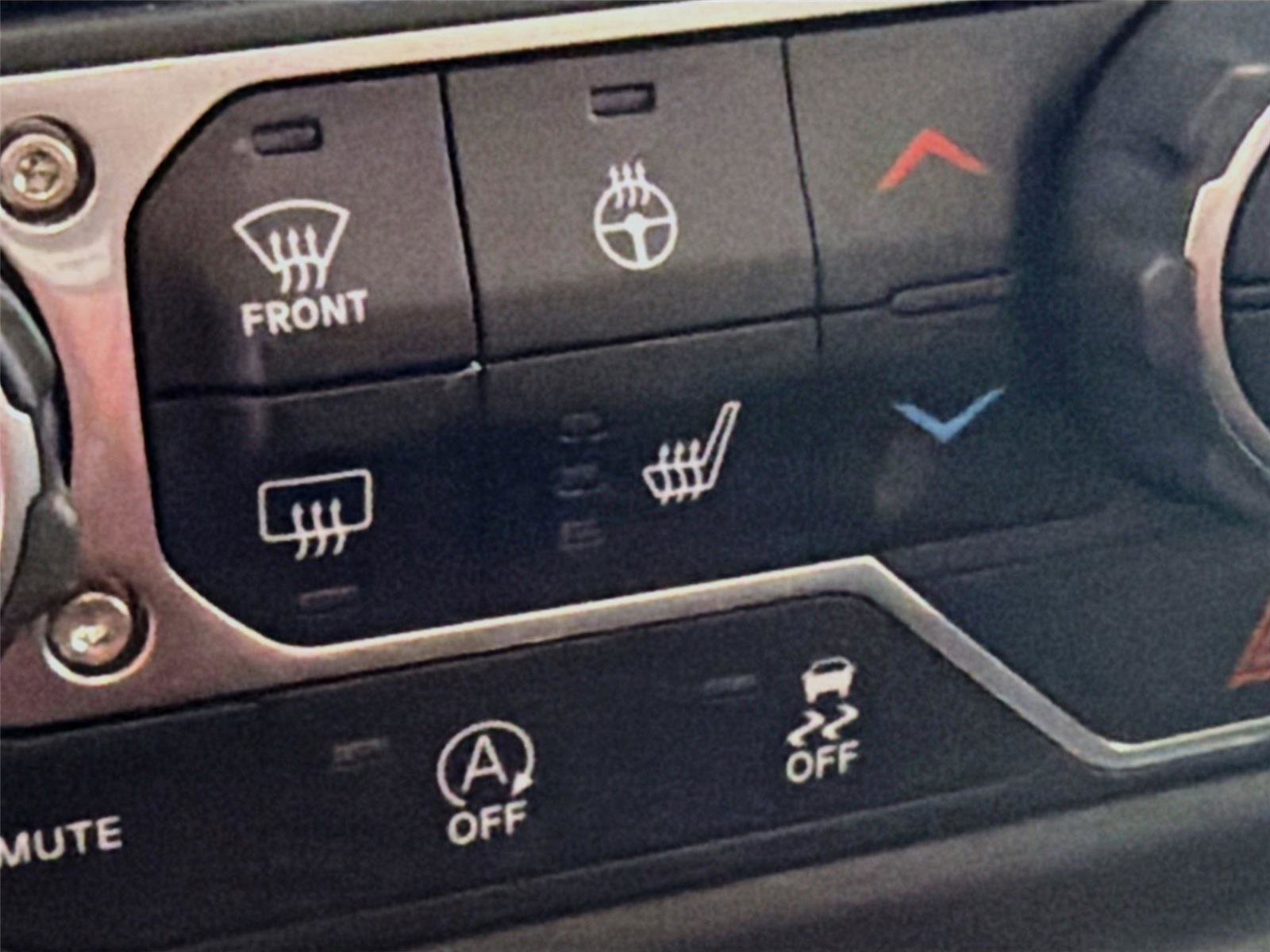 Used 2022 Jeep Gladiator Sport image 20