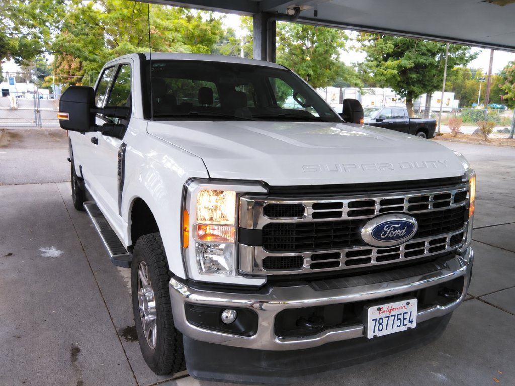 Used 2025 Ford F250 XLT AWD/4WD image 1