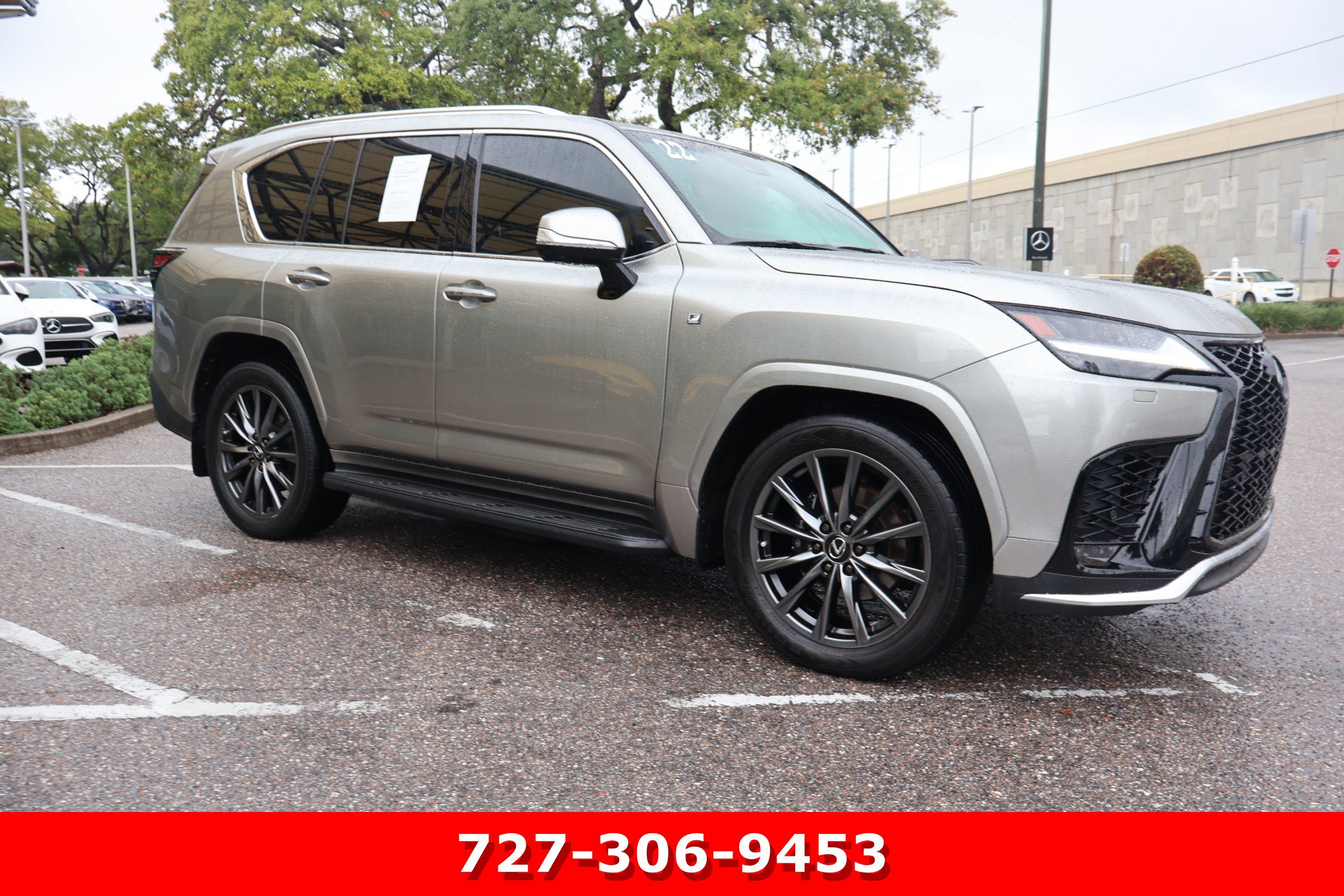 Used 2022 Lexus LX 600 F Sport w/ Accessory Package (Z1) AWD/4WD image 12