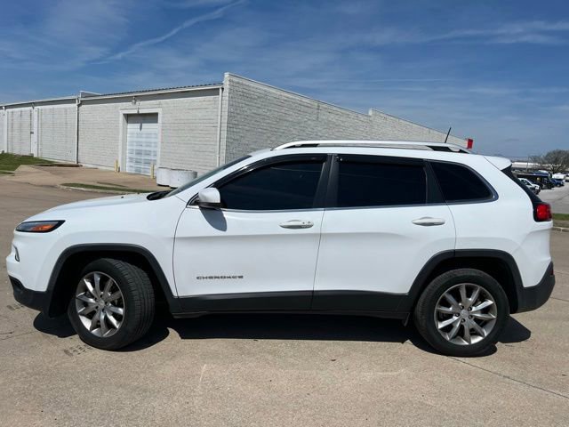 Used 2018 Jeep Cherokee Limited image 3
