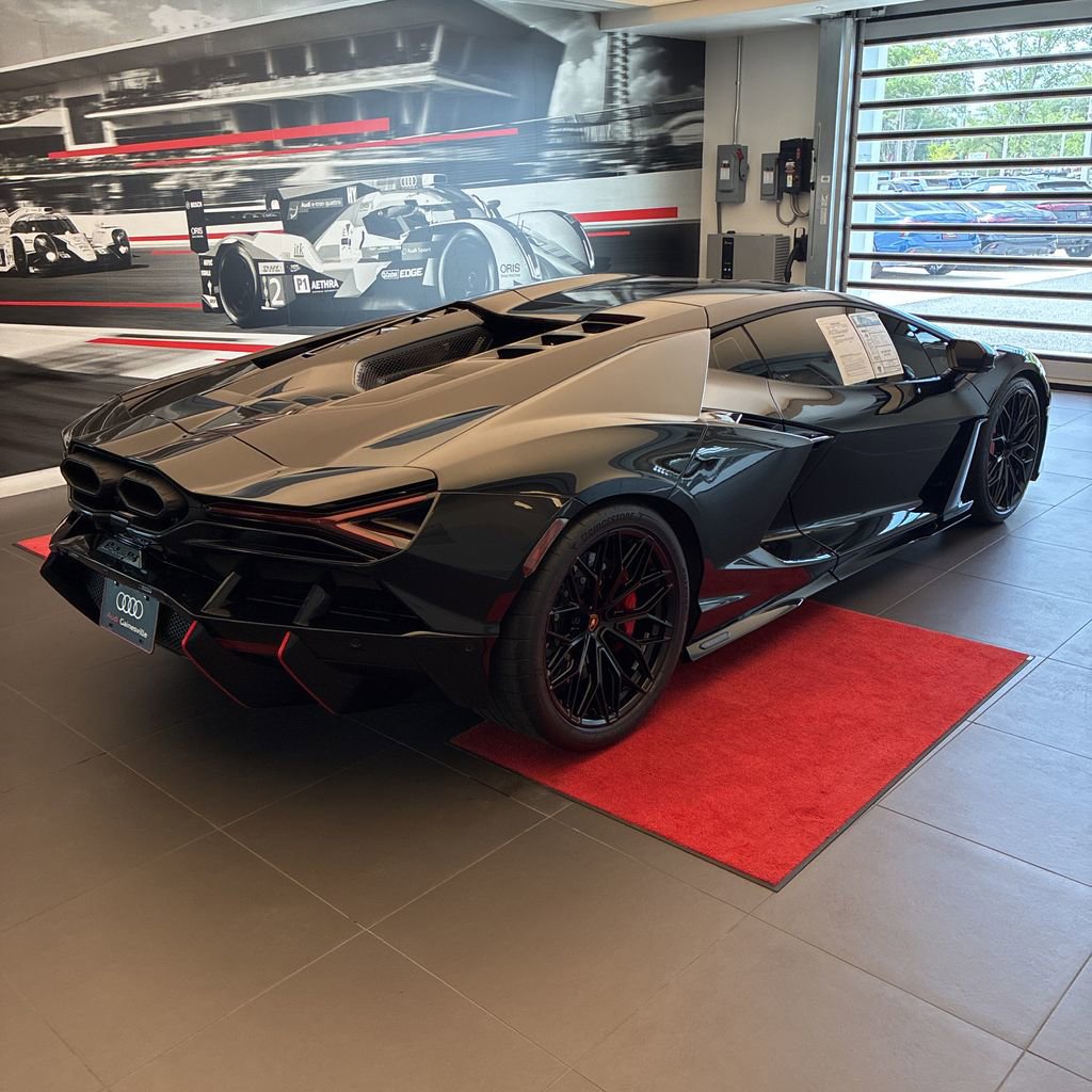 Used 2024 Lamborghini Revuelto AWD/4WD image 22
