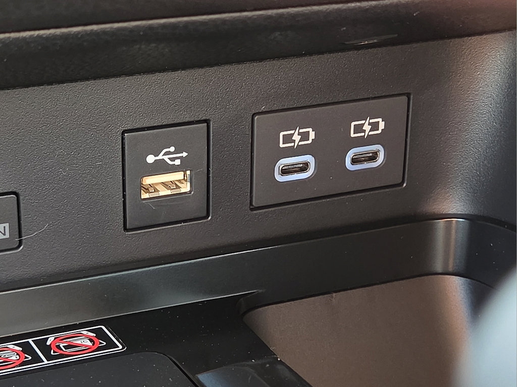 New 2026 Toyota Camry SE w/ Convenience Package FWD image 21
