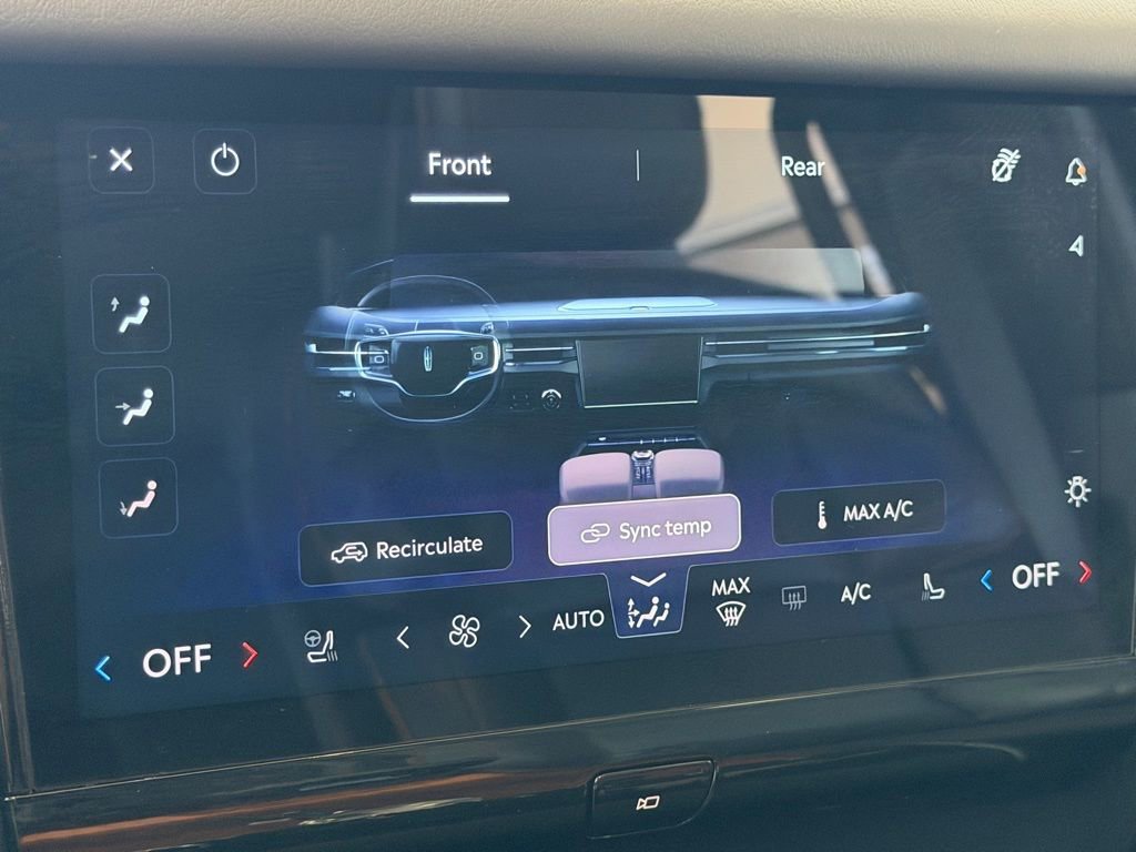 New 2025 Lincoln Navigator Black Label AWD/4WD image 17