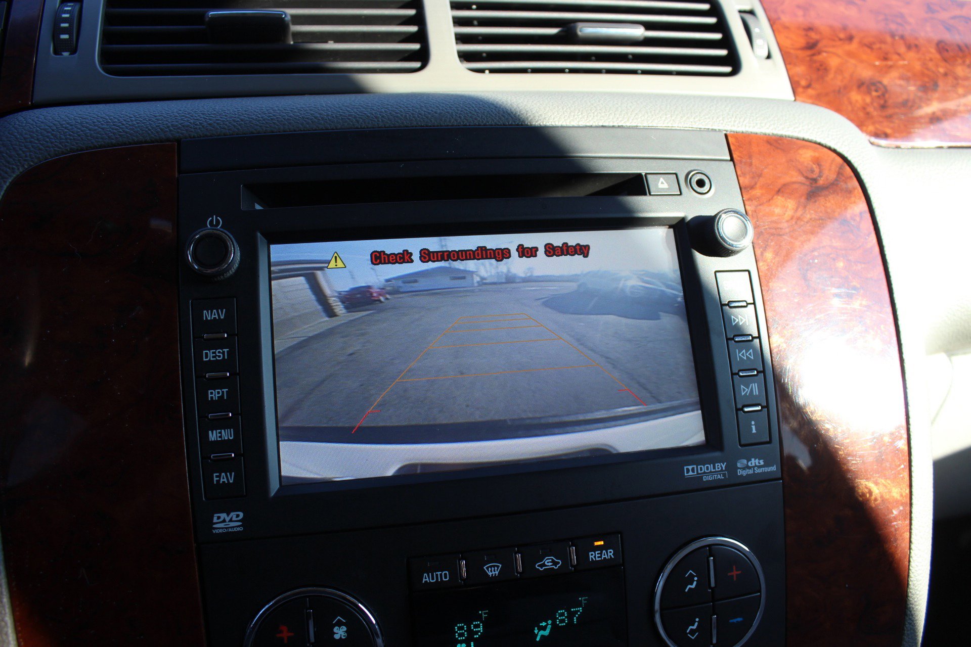 Used 2013 Chevrolet Tahoe LTZ image 29