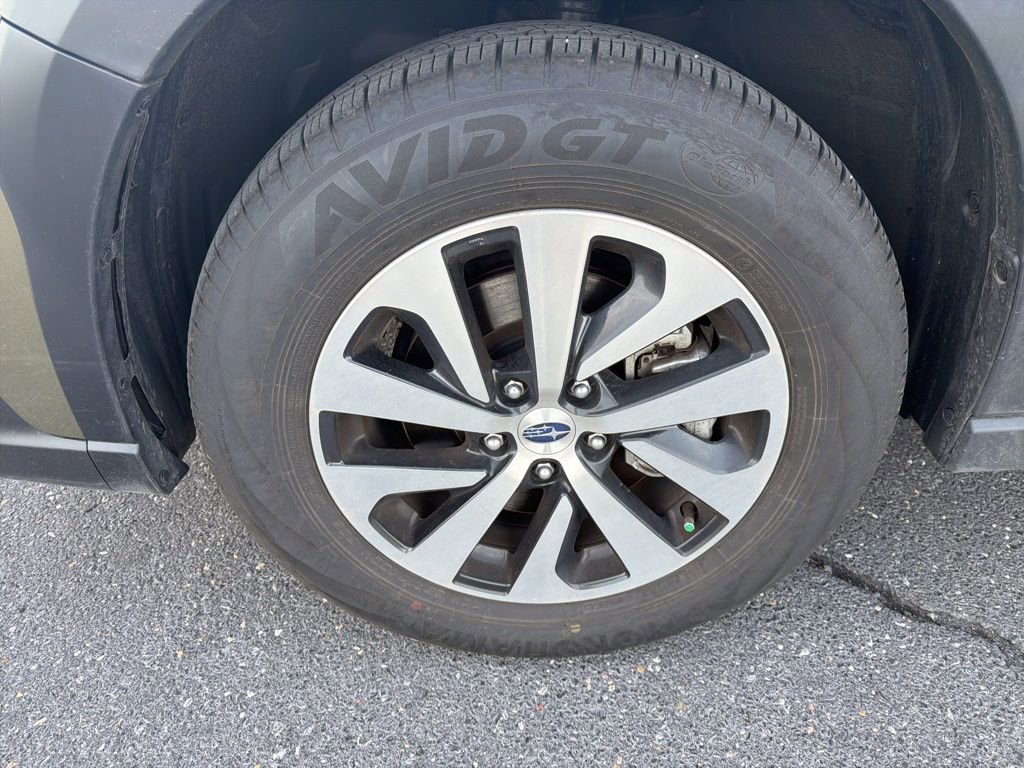 Certified 2025 Subaru Outback Premium image 13