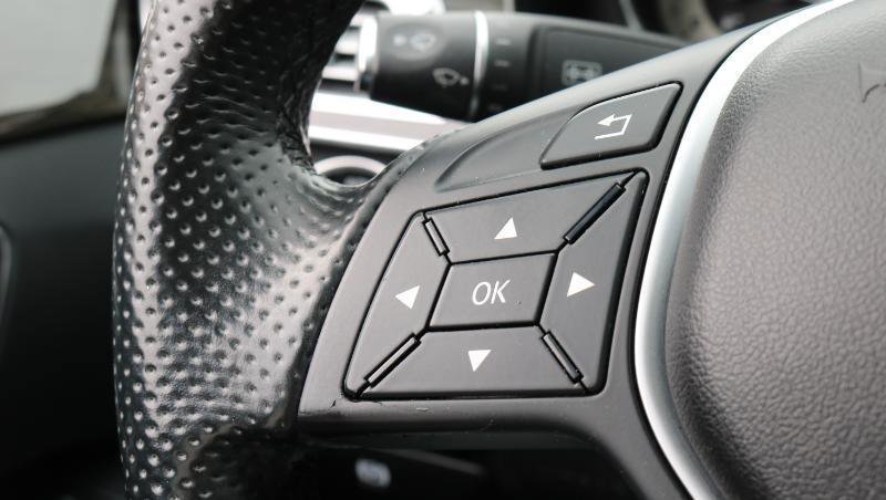 Used 2014 Mercedes-Benz E 350 Sedan image 11