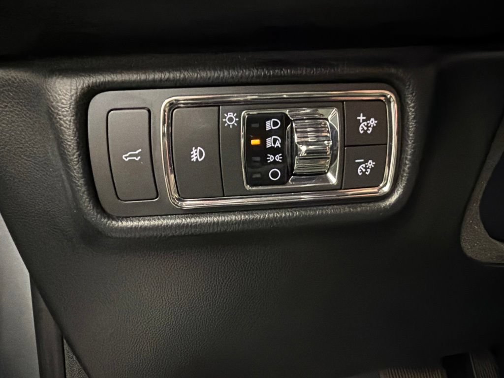 Certified 2020 Lincoln Aviator Reserve w/ Equipment Group 202A AWD/4WD image 26