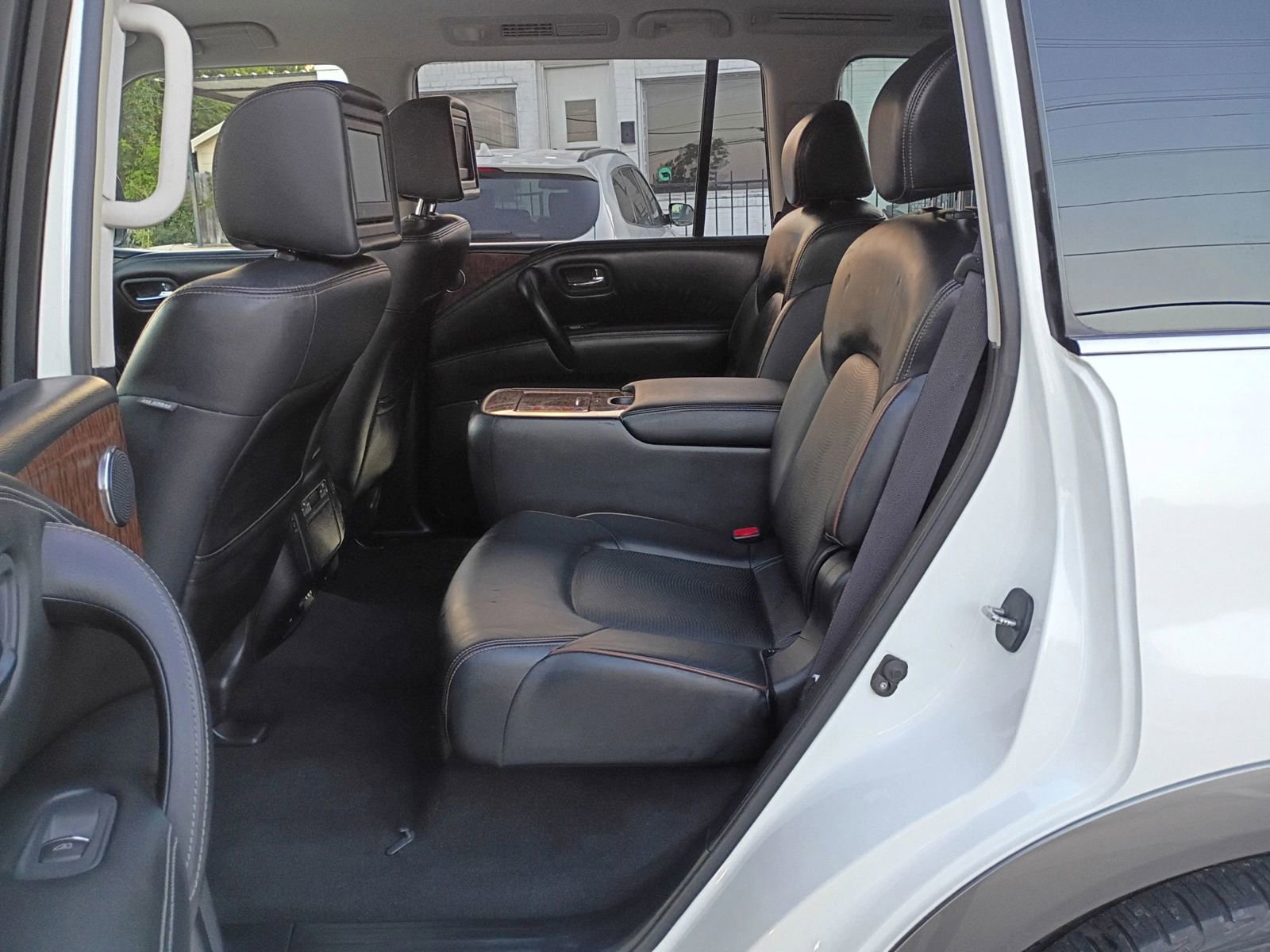 Used 2017 Nissan Armada Platinum w/ Captain Seat Package RWD image 18