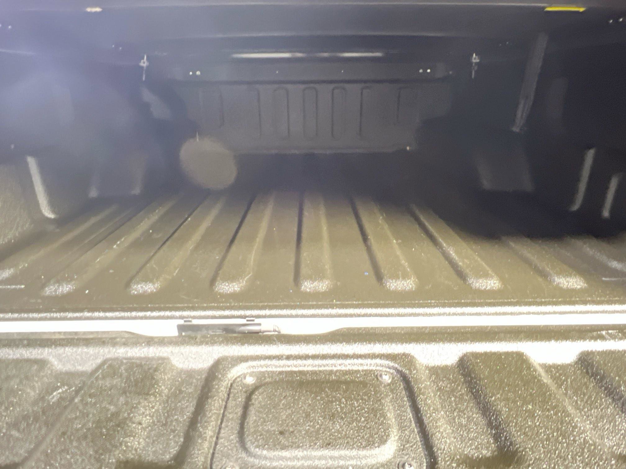 Used 2022 Jeep Gladiator Sport AWD/4WD image 22