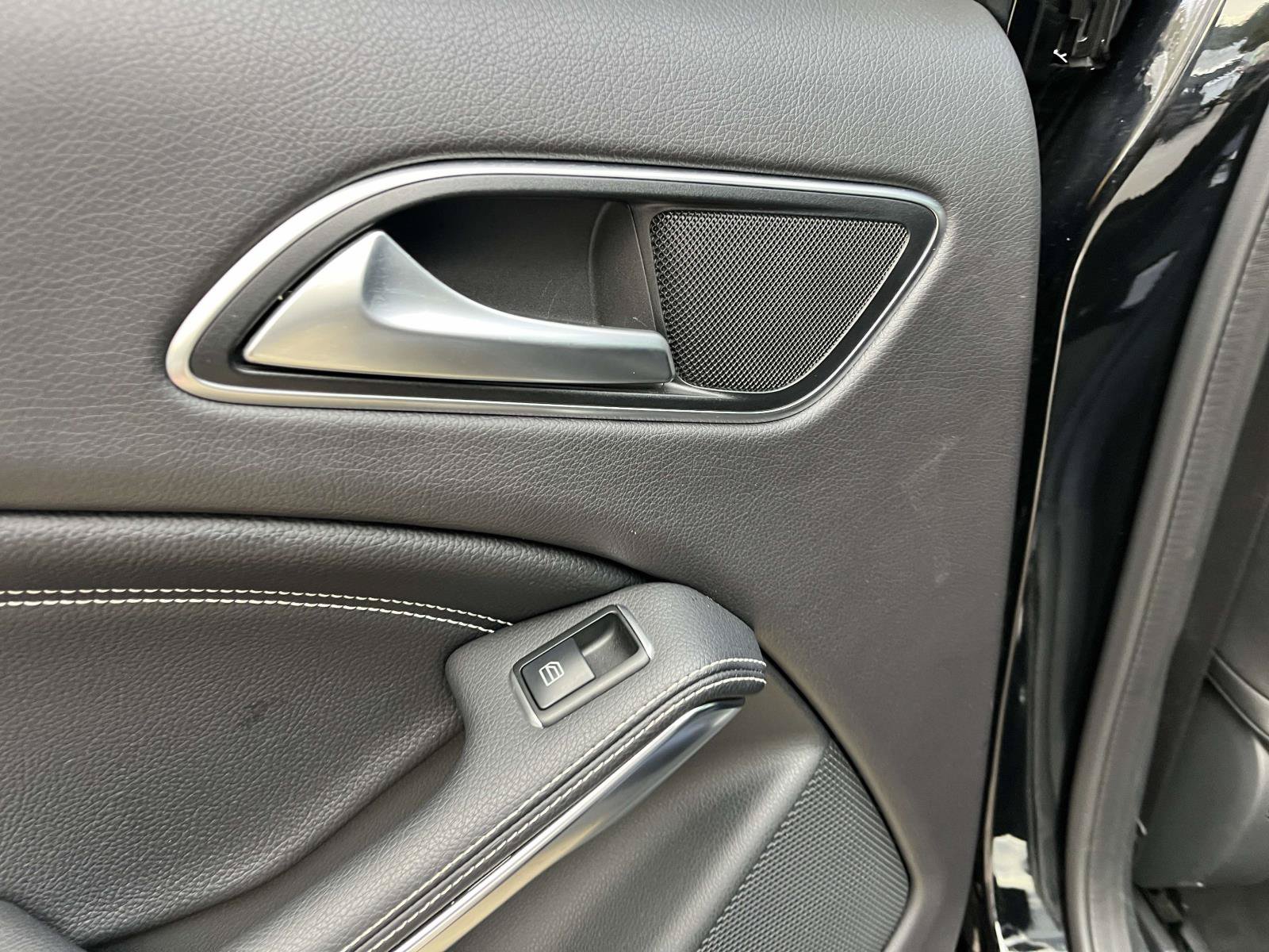 Used 2019 Mercedes-Benz GLA 250 4MATIC image 46