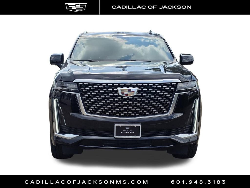 Used 2024 Cadillac Escalade ESV Luxury AWD/4WD image 2