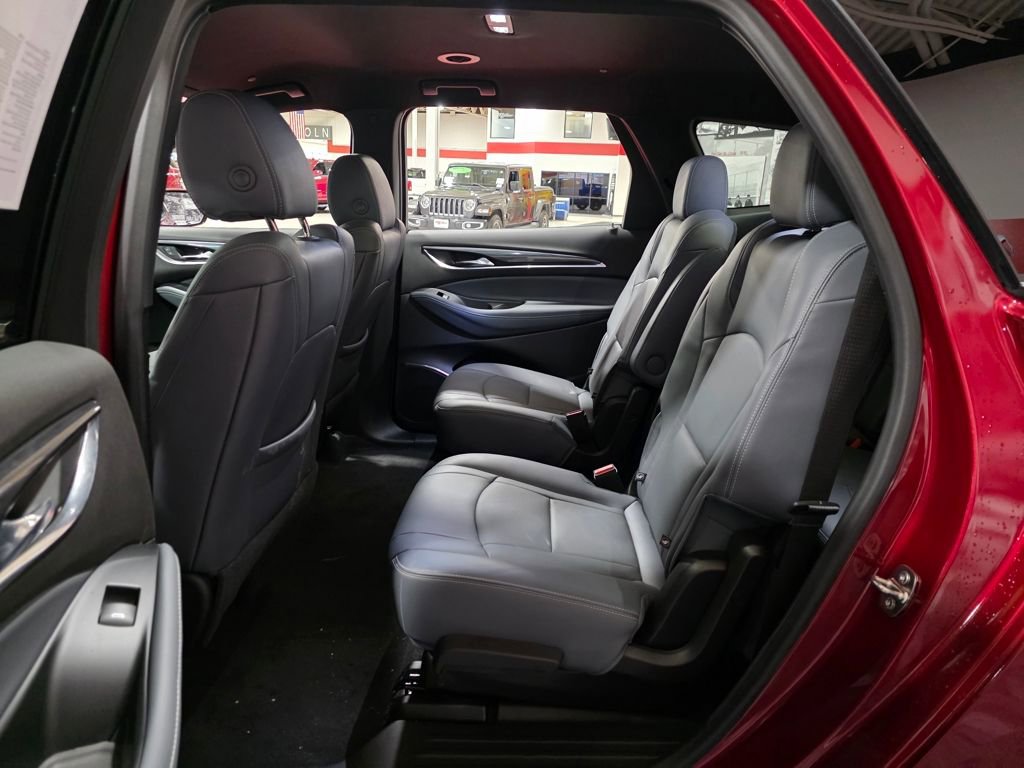 Certified 2023 Buick Enclave Essence image 22