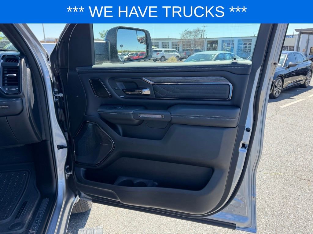 Used 2026 RAM 1500 Limited w/ Body Color Bumper Group AWD/4WD image 30