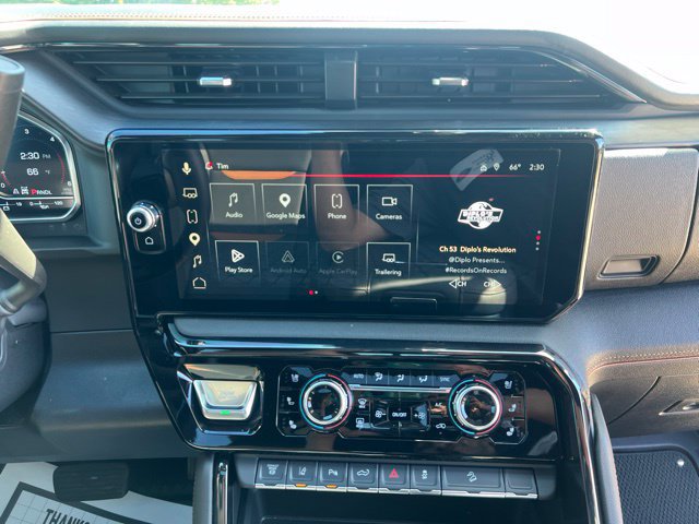 Used 2025 GMC Sierra 2500 AT4 w/ AT4 Premium Plus Package AWD/4WD image 46