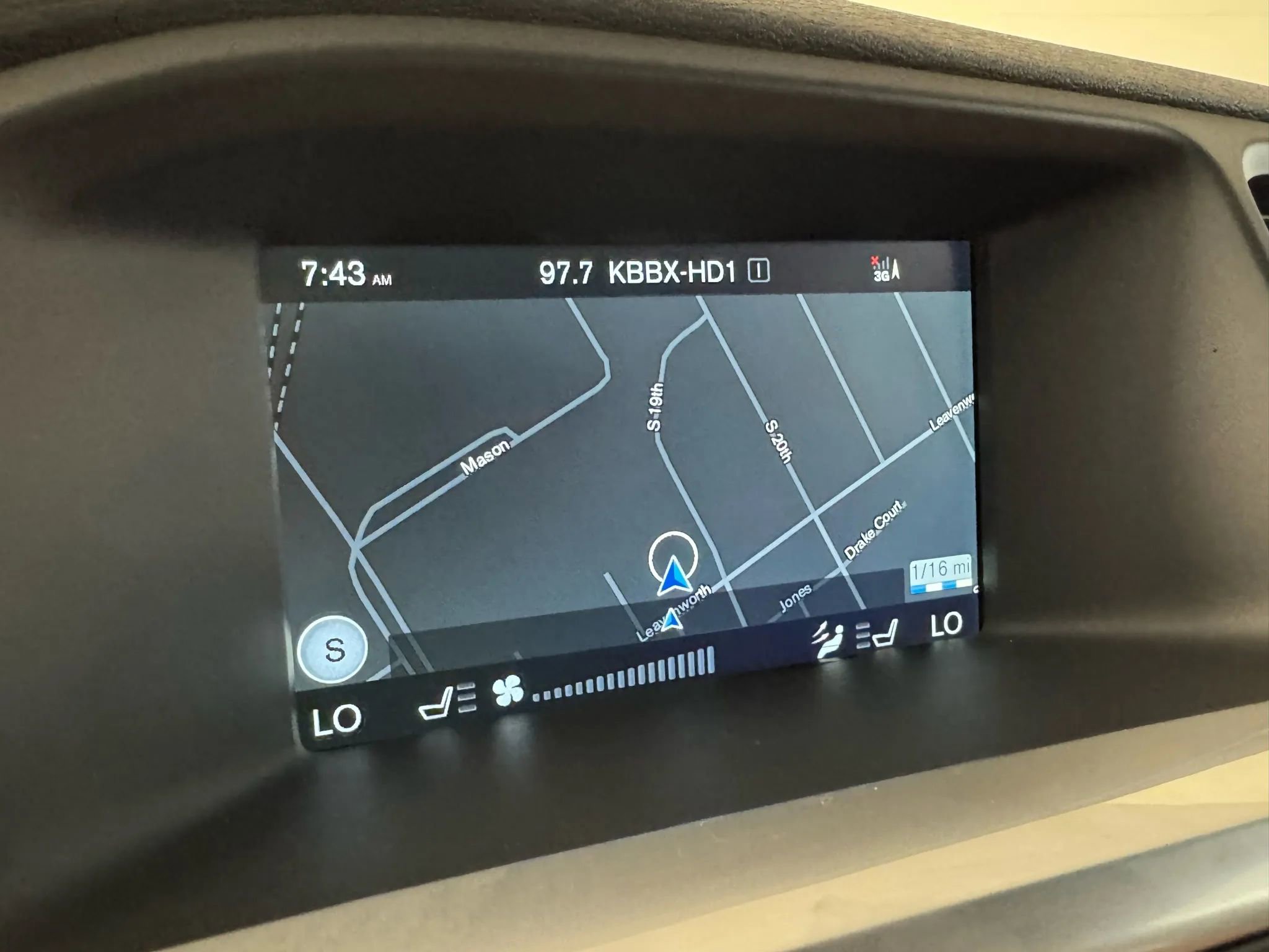 Used 2015 Volvo S60 T5 Premier image 18