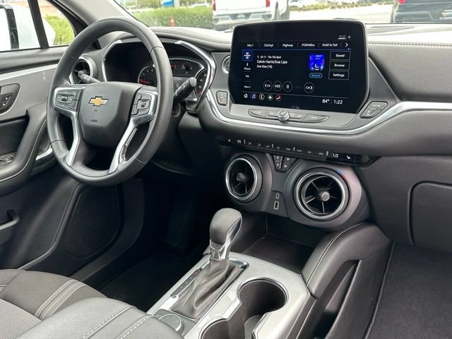 Certified 2025 Chevrolet Blazer LT AWD/4WD image 34