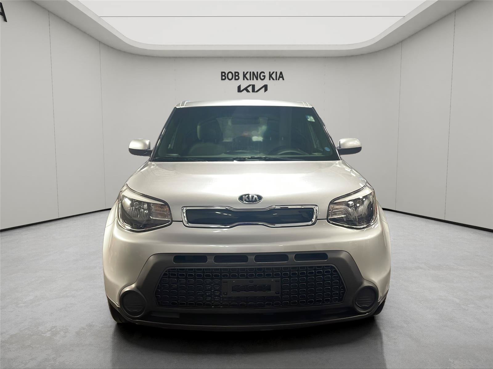 Used 2015 Kia Soul + FWD image 8