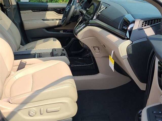 Used 2024 Honda Odyssey Touring image 13