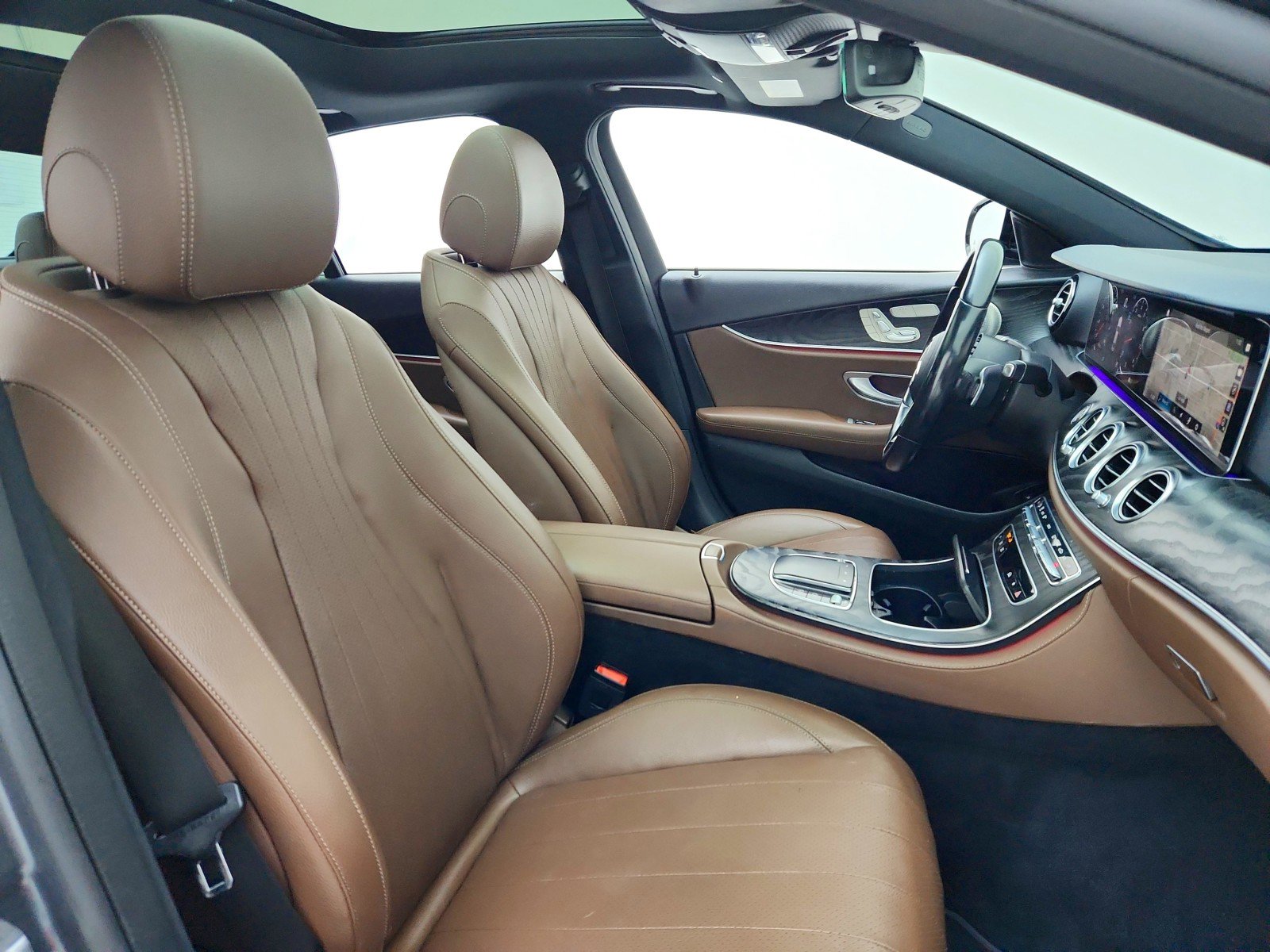 Used 2022 Mercedes-Benz E 350 Sedan image 27