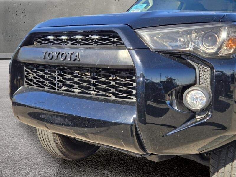 Used 2019 Toyota 4Runner SR5 Premium AWD/4WD image 9