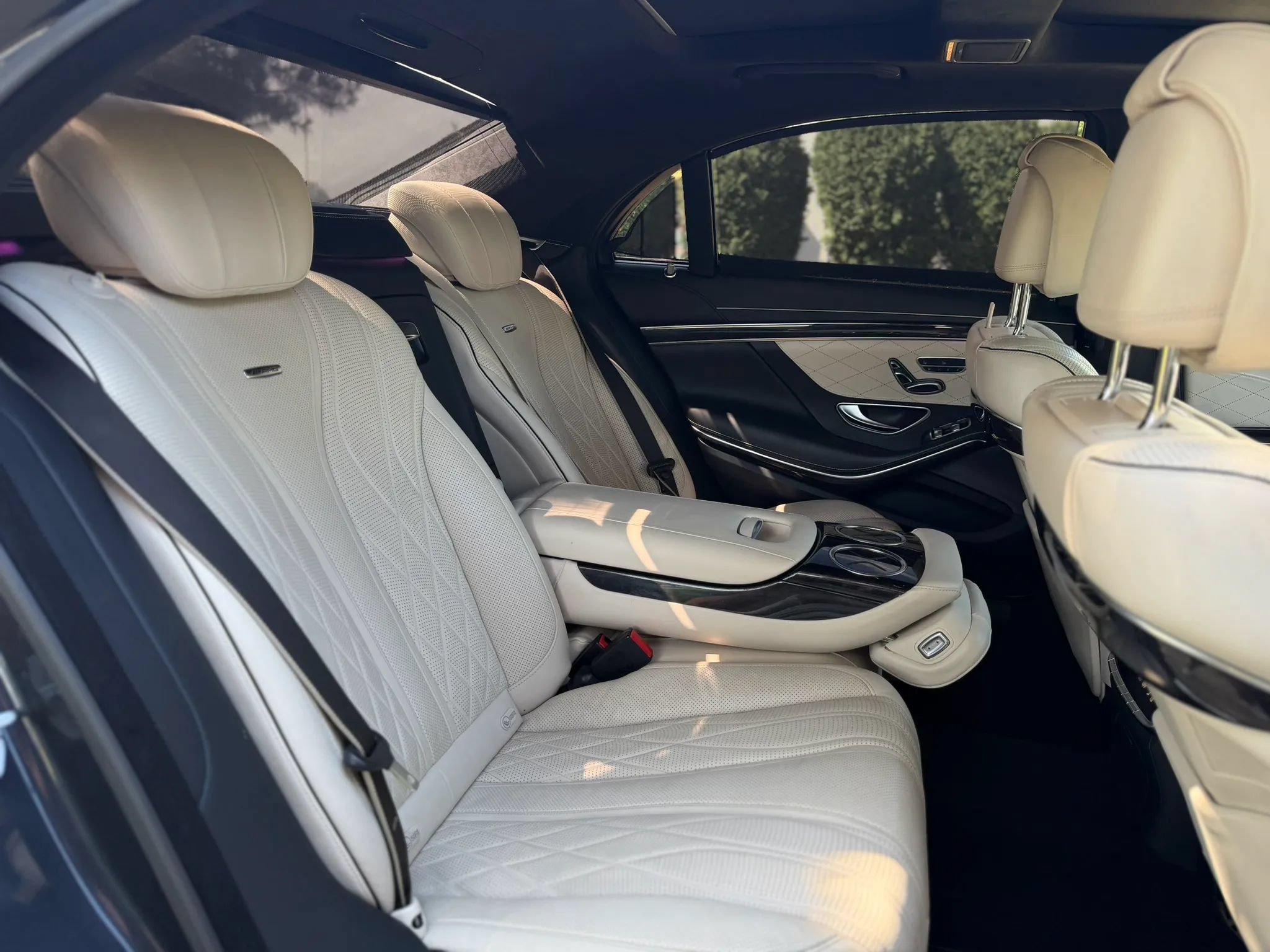 Used 2016 Mercedes-Benz S 63 AMG 4MATIC Sedan image 28