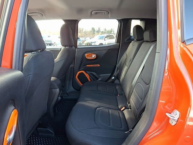 Used 2020 Jeep Renegade Latitude image 10