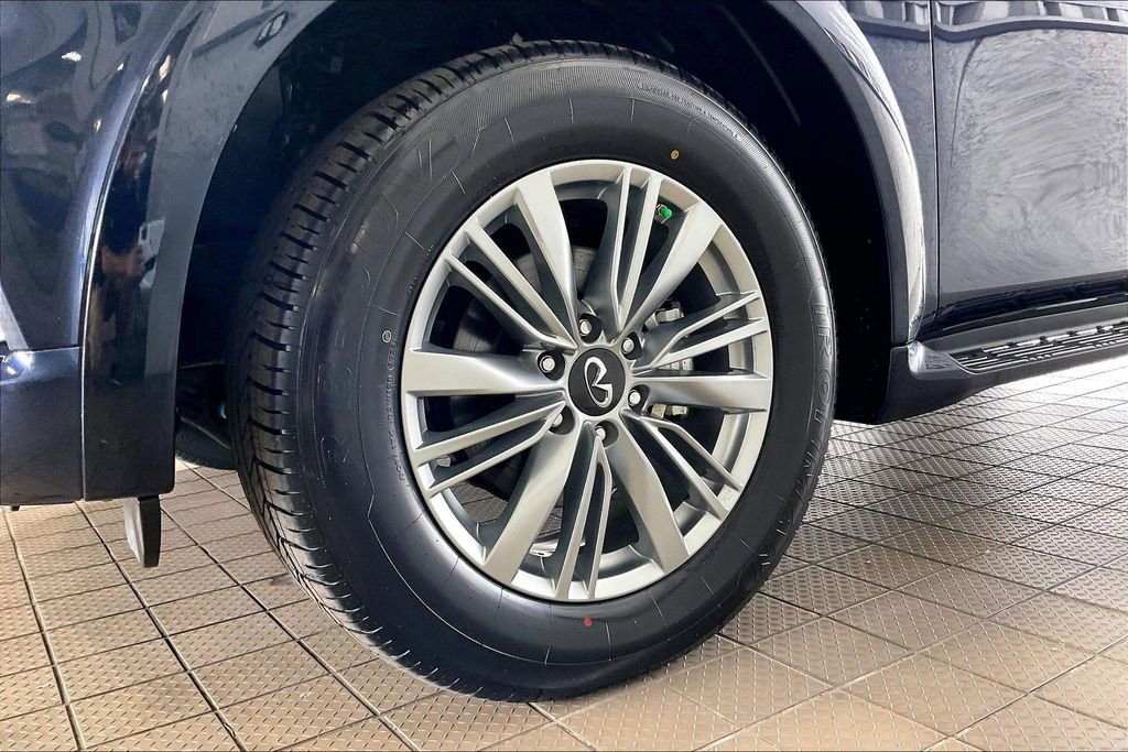 Used 2024 INFINITI QX80 Luxe image 33
