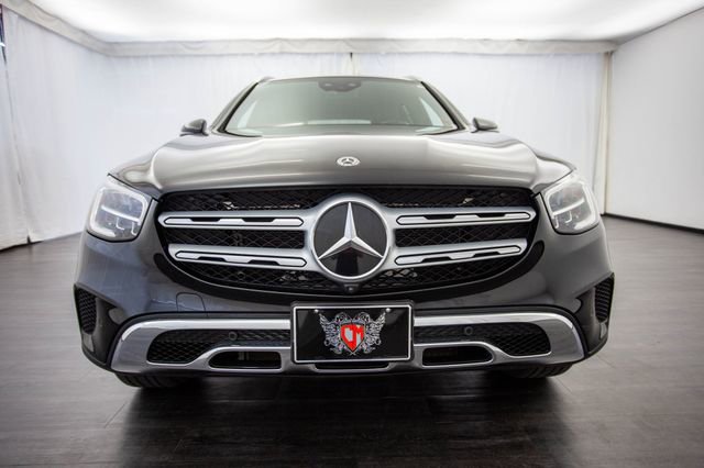Used 2020 Mercedes-Benz GLC 300 4MATIC w/ Parking Assistance Package image 36