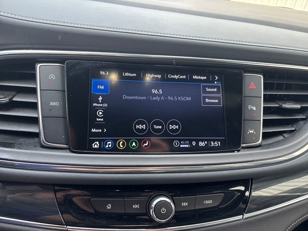 Used 2024 Buick Enclave Premium image 20