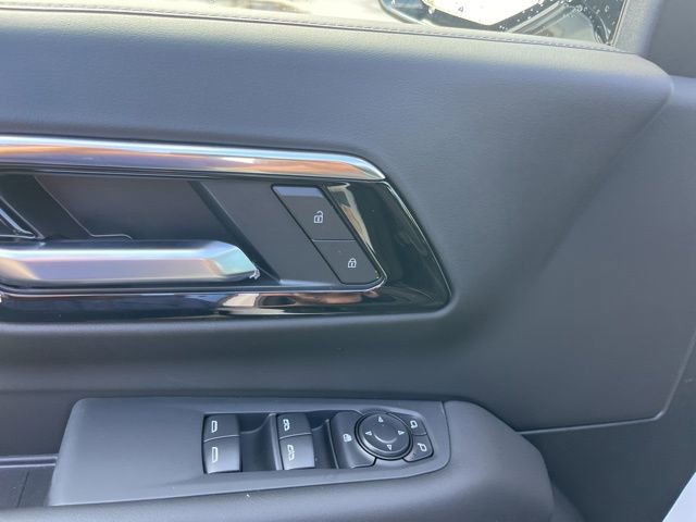 New 2026 Chevrolet Suburban LS image 14