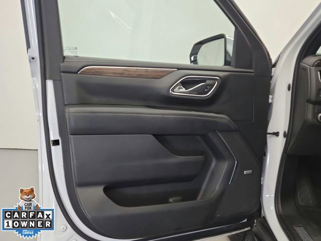 Used 2023 Chevrolet Suburban Premier image 27