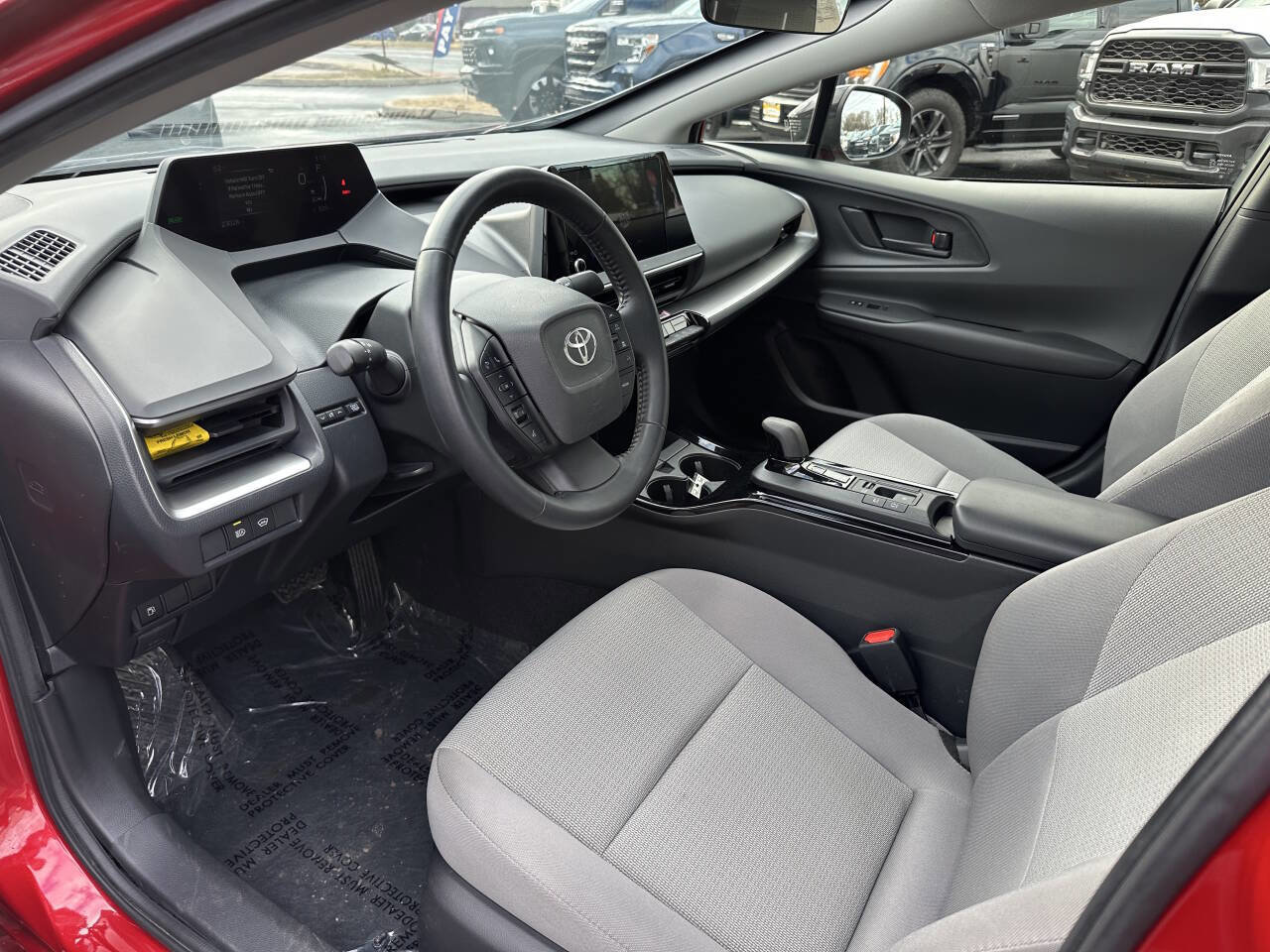 Used 2023 Toyota Prius LE image 9