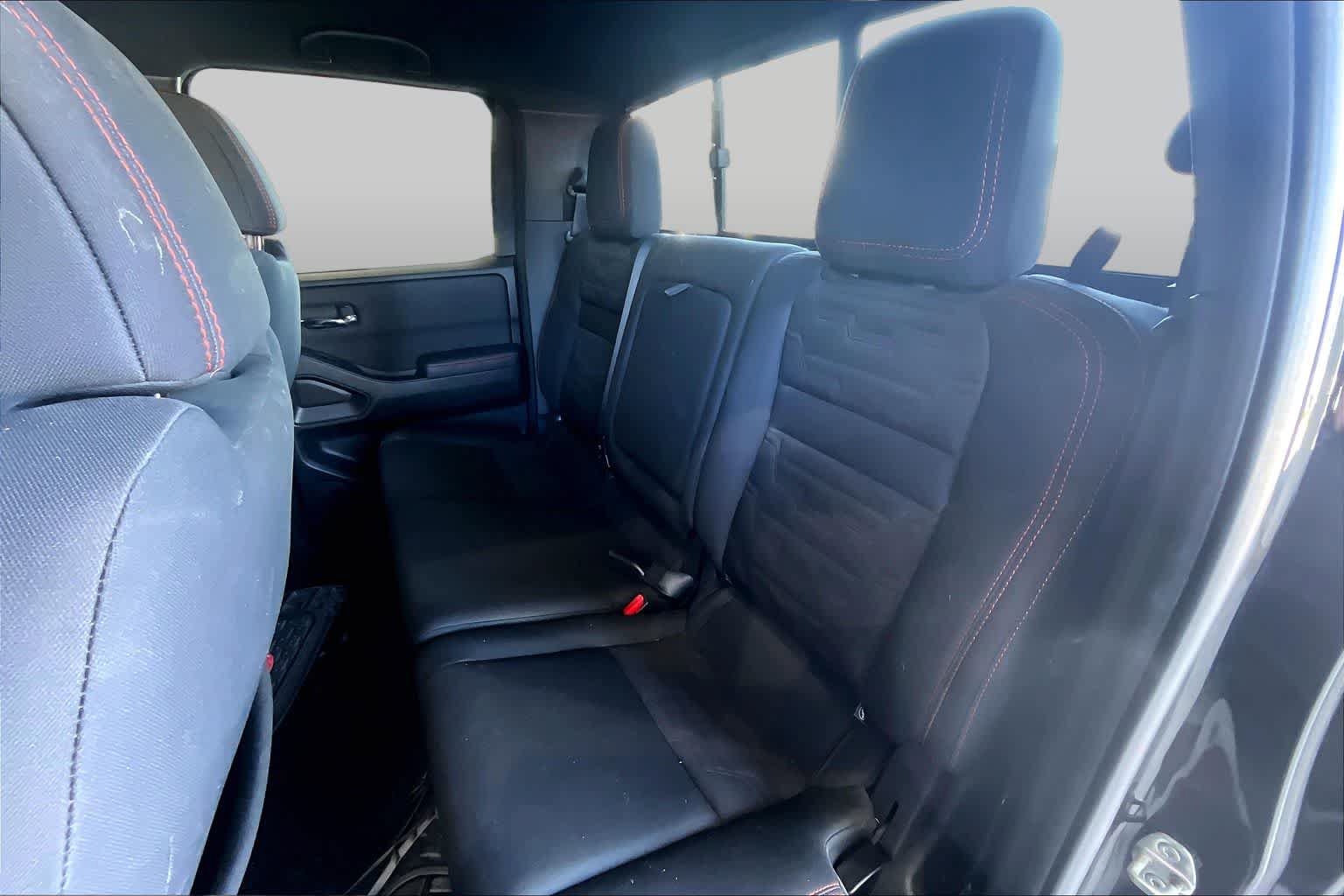 Used 2022 Nissan Frontier Pro-X RWD image 20