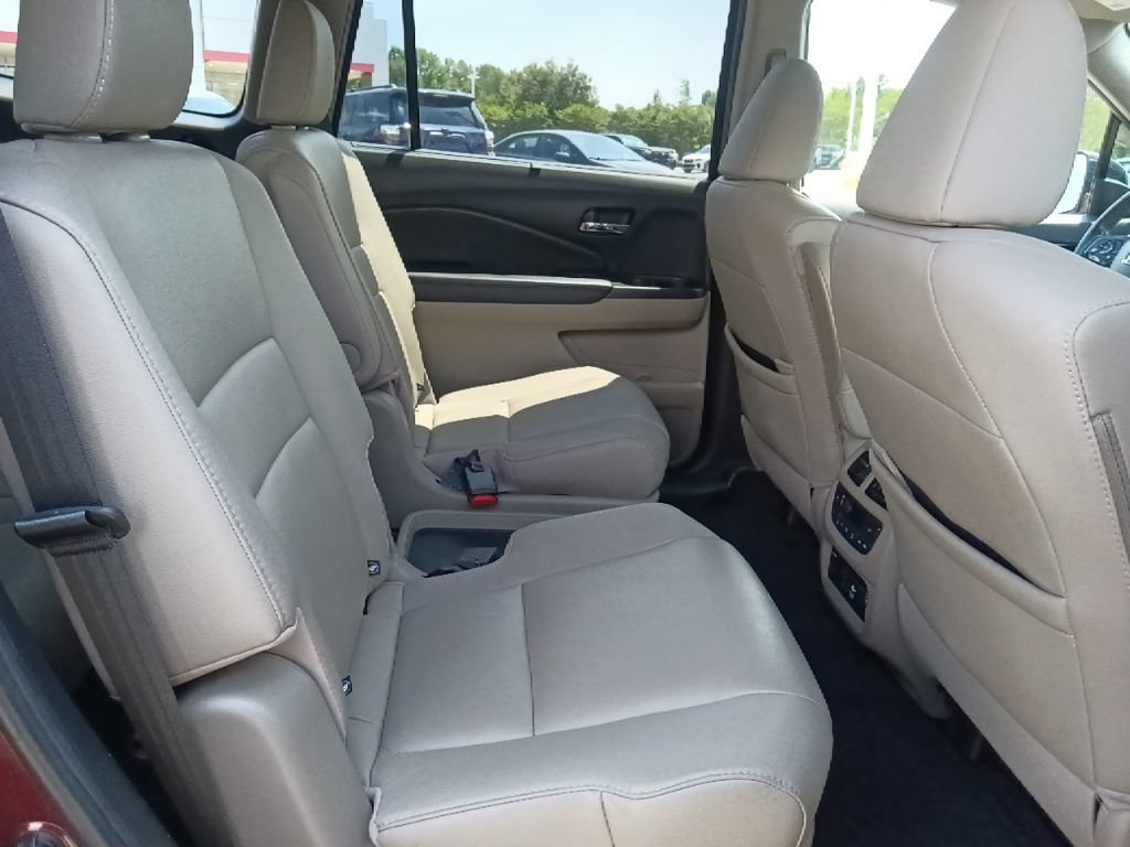 Used 2022 Honda Pilot Touring image 34