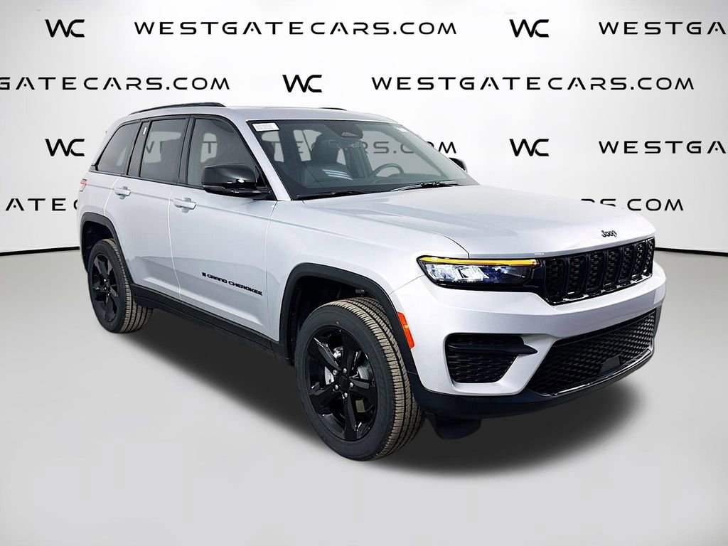 New 2025 Jeep Grand Cherokee 4WD