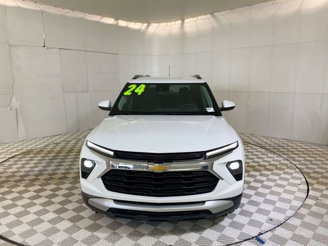 Used 2024 Chevrolet TrailBlazer LT w/ LT Cold Weather Package FWD image 21
