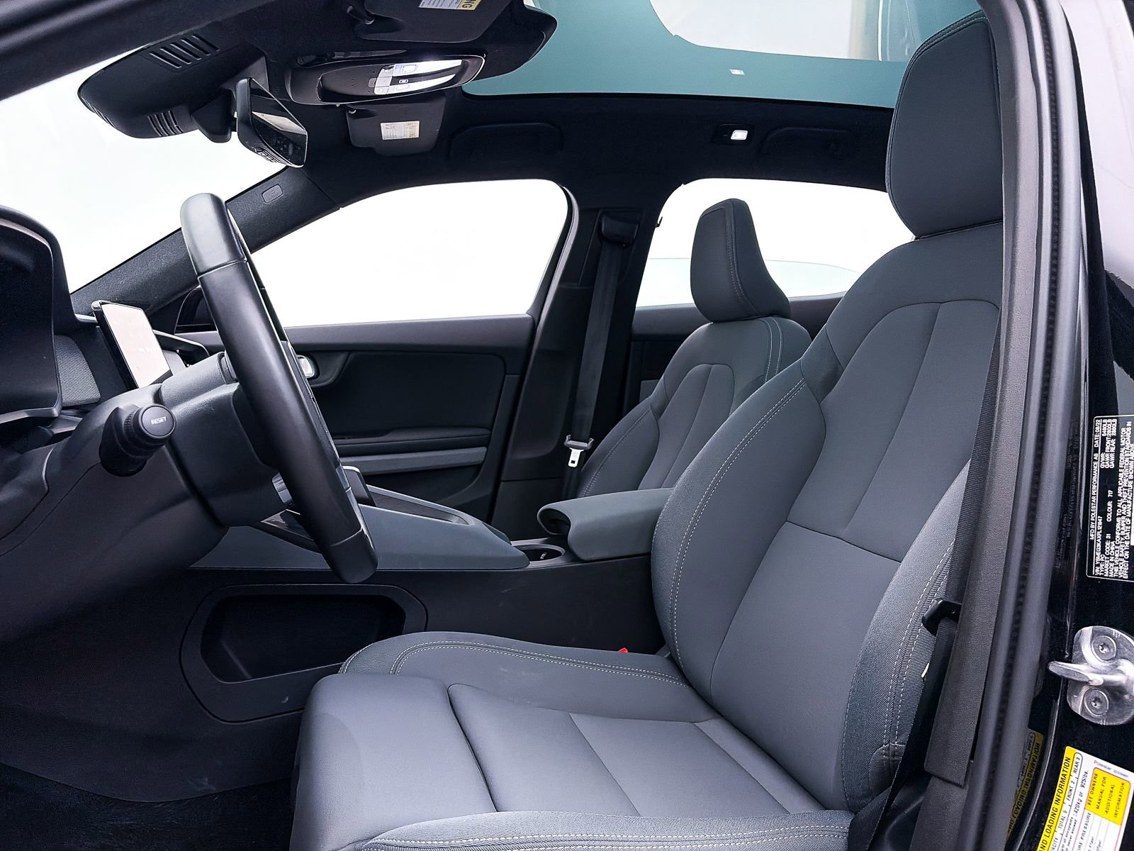 Used 2023 Polestar Polestar 2 w/ Pilot Pack image 17